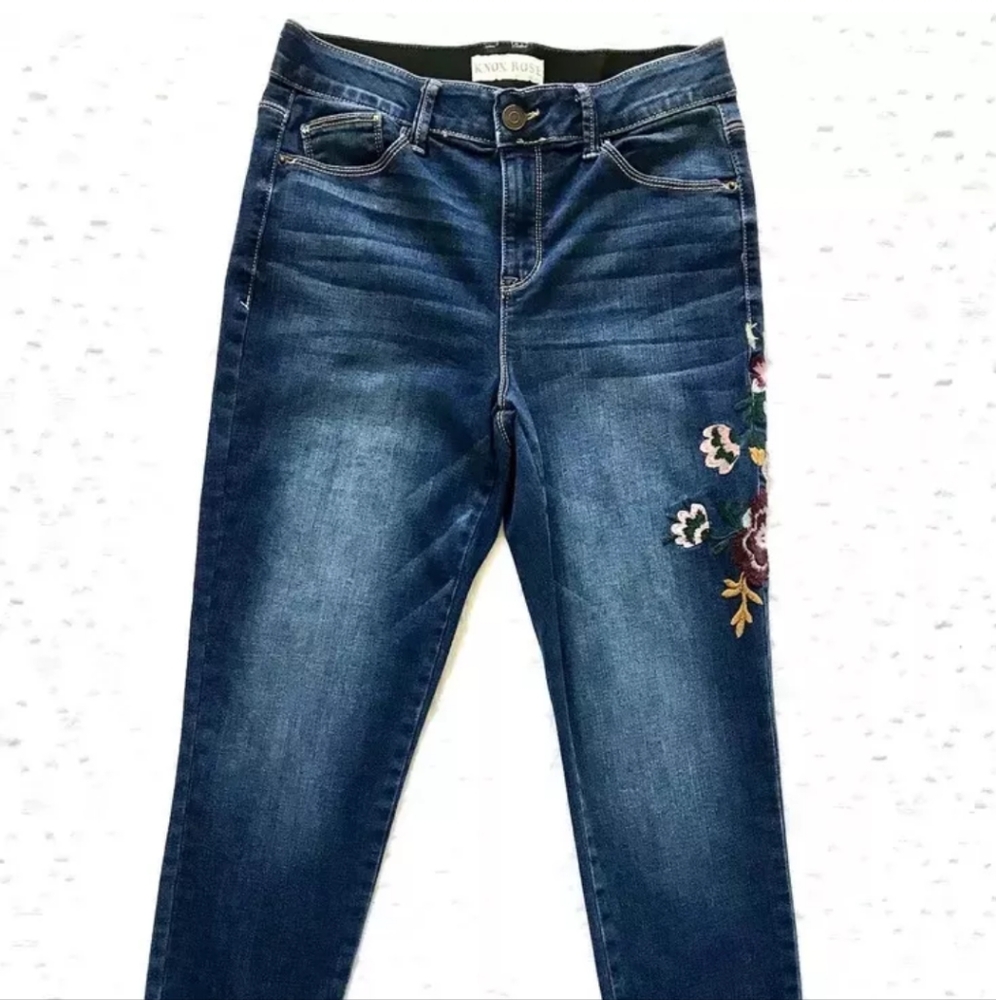 Women's Jeans Knox Rose Floral Embroidered Size 16 NWT Lot of 2